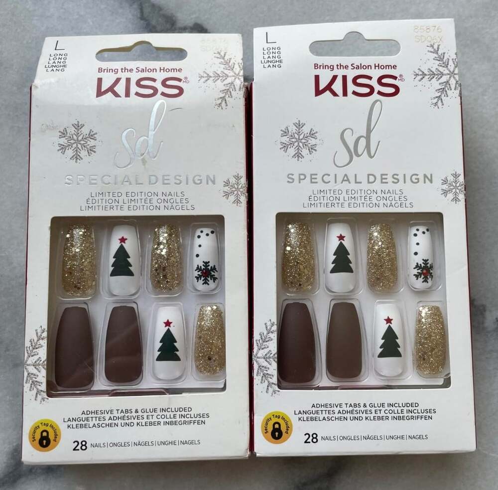 KISS Special Design Limited Edition Nails Long Gold Christmas Tree Nails SD06X